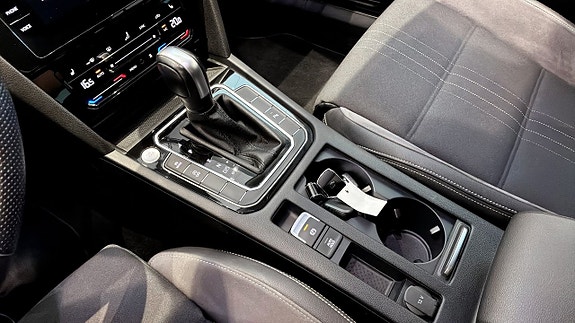 Volkswagen Passat Alltrack 20 of 20