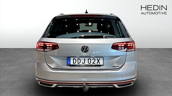 Volkswagen Passat Alltrack 7 of 20