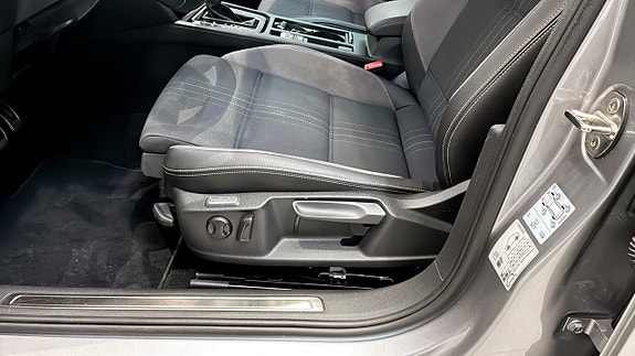 Volkswagen Passat Alltrack 15 of 20