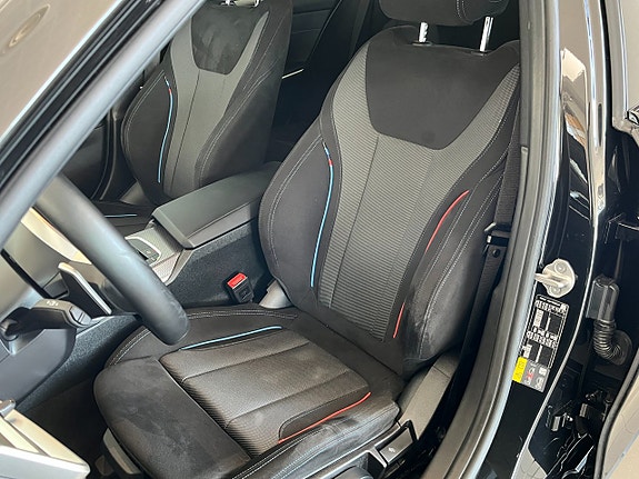 BMW 330e 7 of 15