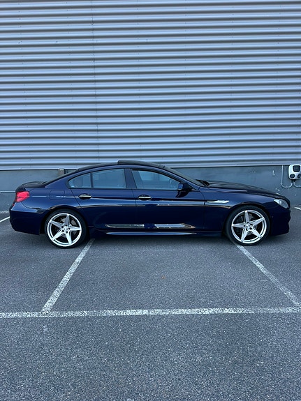 BMW 650i 3 of 5