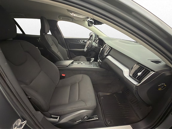 Volvo V60 Cross Country 29 of 30