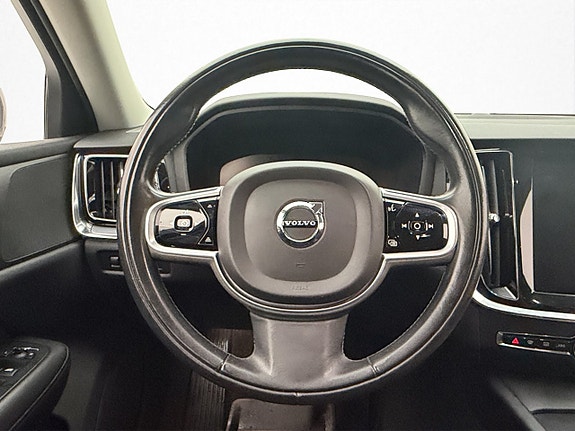 Volvo V60 Cross Country 15 of 30