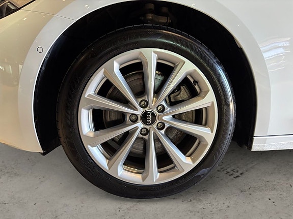 Audi A5 6 of 13