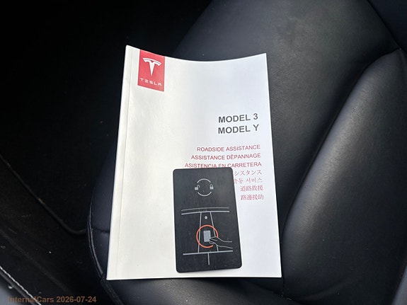Tesla Model 3 23 of 28