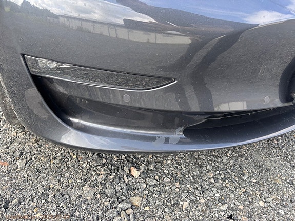 Tesla Model 3 28 of 28