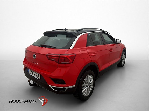 Volkswagen T-Roc 8 of 30