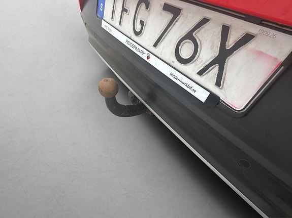 Volkswagen T-Roc 10 of 30