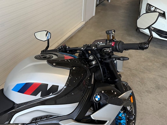 BMW M1000R Competition M1000R Competition • Kolfiber Fälgar • 10 of 10