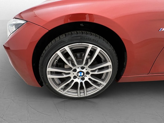 BMW 320 28 of 30
