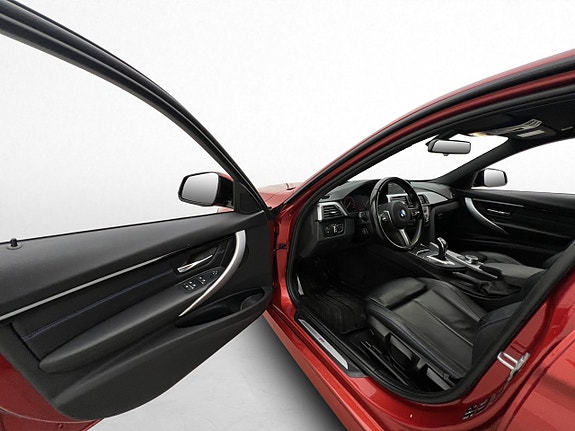 BMW 320 11 of 30