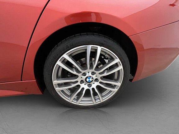 BMW 320 29 of 30