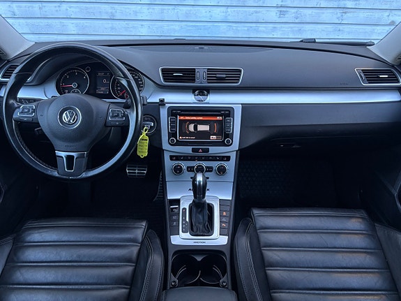 Volkswagen Passat Alltrack 8 of 19