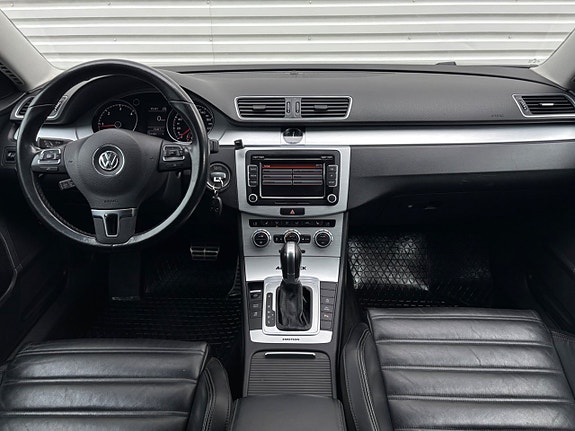 Volkswagen Passat Alltrack 7 of 18