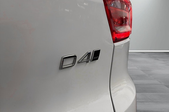 Volvo XC40 14 of 17