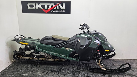 Ski-Doo Summit Expert 850 Etec Turbo R 4 of 6