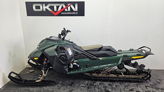 Ski-Doo Summit Expert 850 Etec Turbo R 5 of 6