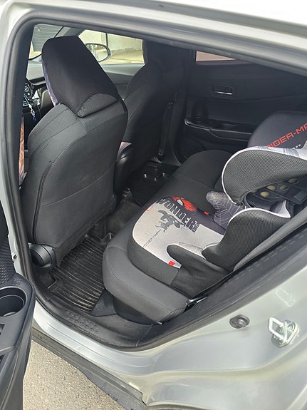 Toyota C-HR 5 of 5
