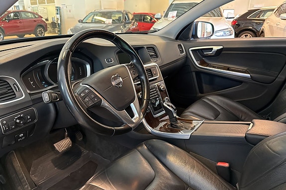 Volvo V60 5 of 5