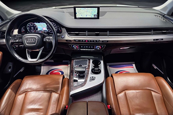 Audi Q7 7 of 27