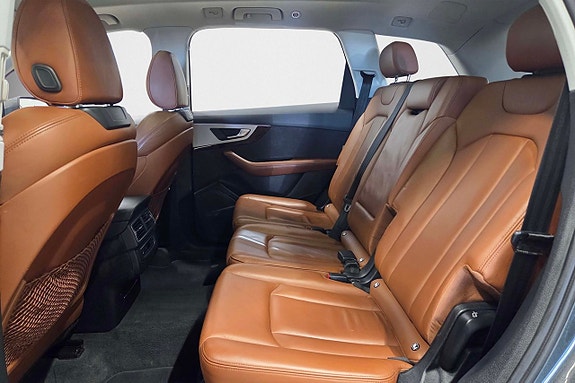 Audi Q7 13 of 27