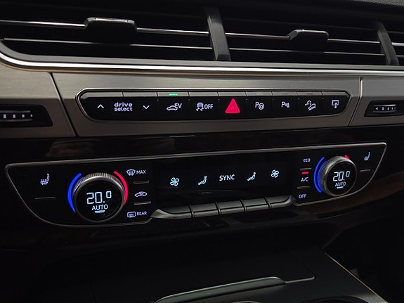 Audi Q7 21 of 27