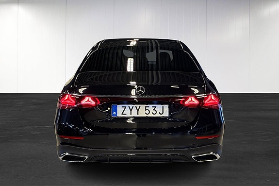 Mercedes-Benz E300 de 6 of 23