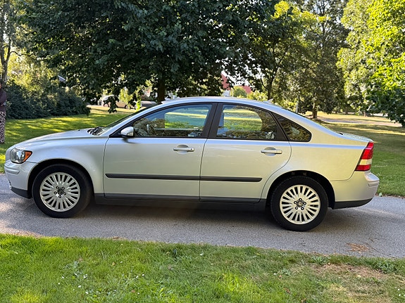 Volvo S40 5 of 5