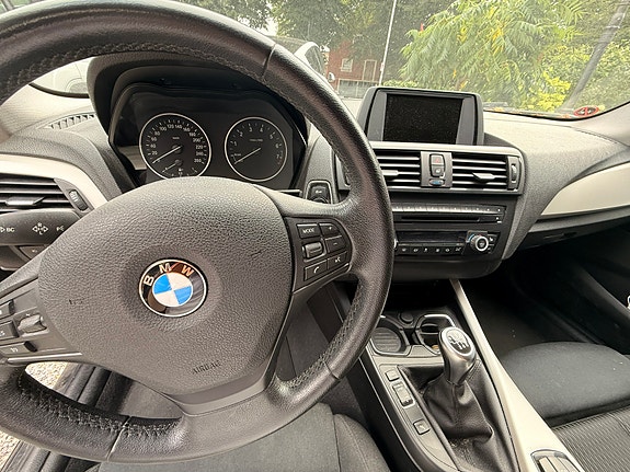 BMW 116i 3 of 3