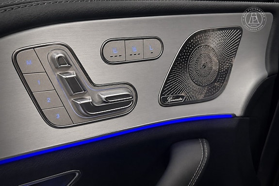 Mercedes-Benz GLE53 11 of 13
