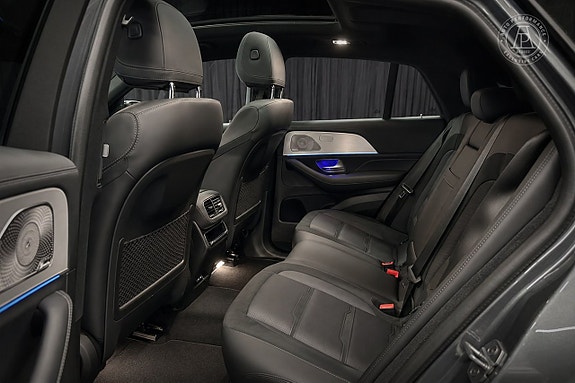 Mercedes-Benz GLE53 12 of 13