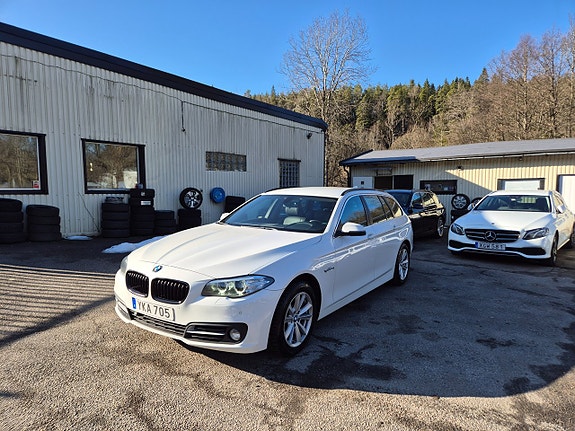 BMW 520d 2 of 27