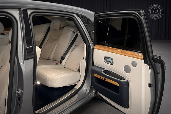 Rolls Royce Ghost 16 of 16
