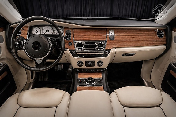 Rolls Royce Ghost 15 of 16