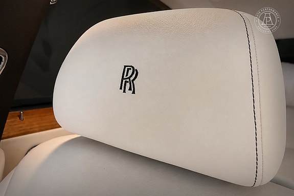 Rolls Royce Ghost 13 of 16