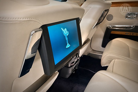 Rolls Royce Ghost 10 of 16