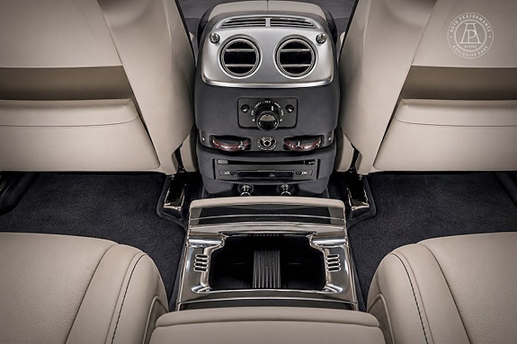 Rolls Royce Ghost 11 of 16