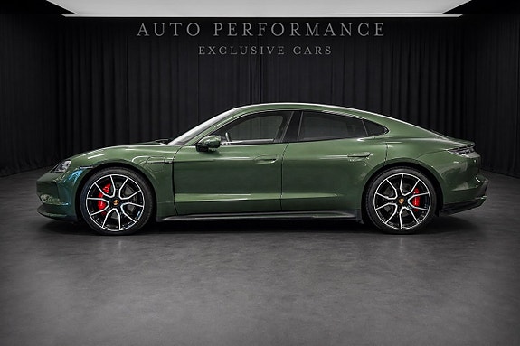 Porsche Taycan 4S 3 of 5