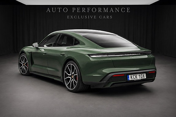 Porsche Taycan 4S 2 of 5