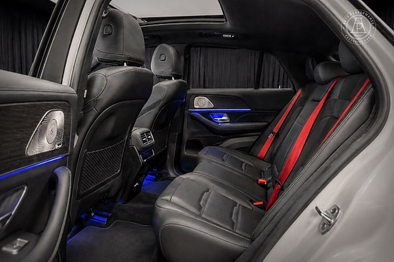 Mercedes-Benz GLE53 11 of 11