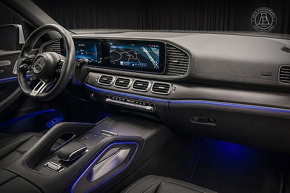 Mercedes-Benz GLE53 10 of 11