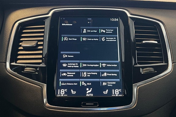 Volvo XC90 22 of 30