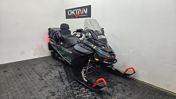 Ski-Doo Expedition SE 900 ACE Turbo R Demo