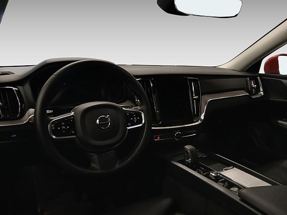 Volvo V60 Cross Country 5 of 5