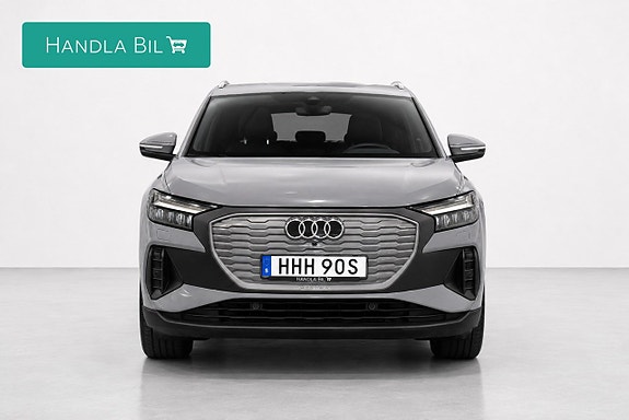 Audi Q4 e-tron 3 of 5