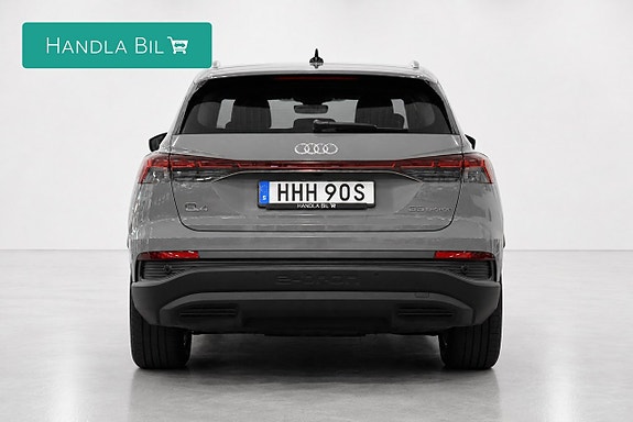 Audi Q4 e-tron 6 of 19