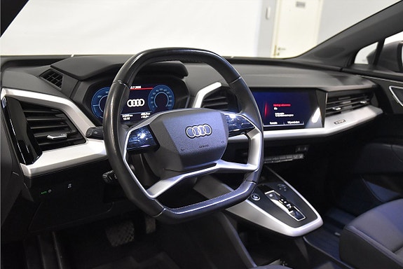 Audi Q4 e-tron 9 of 19
