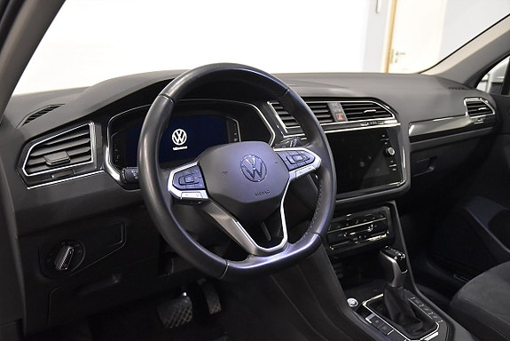Volkswagen Tiguan 9 of 21