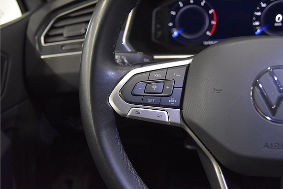 Volkswagen Tiguan 10 of 21