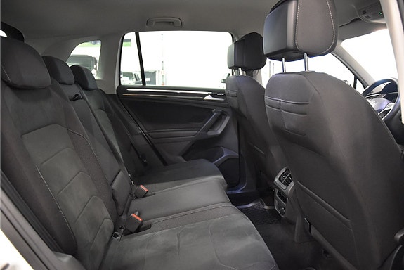 Volkswagen Tiguan 13 of 21
